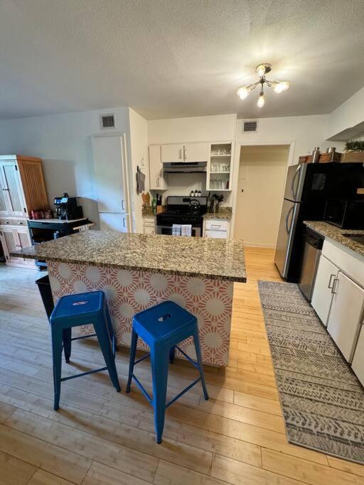 Ferienwohnung 2 Bed With Pool And Creek Views Near Congress Ave Austin Exterior foto